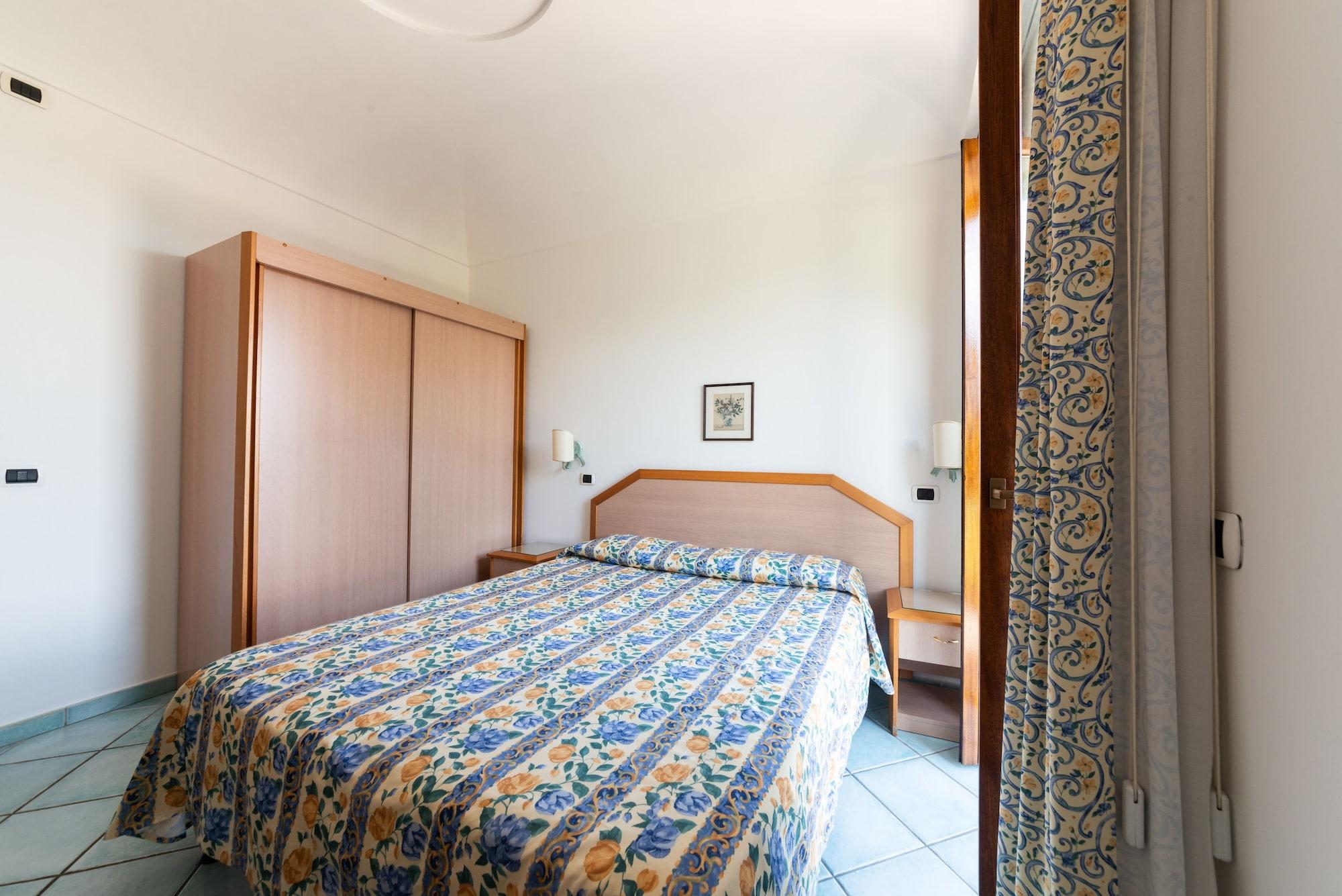 La Capannina - Hotel & Apartments Искья Экстерьер фото