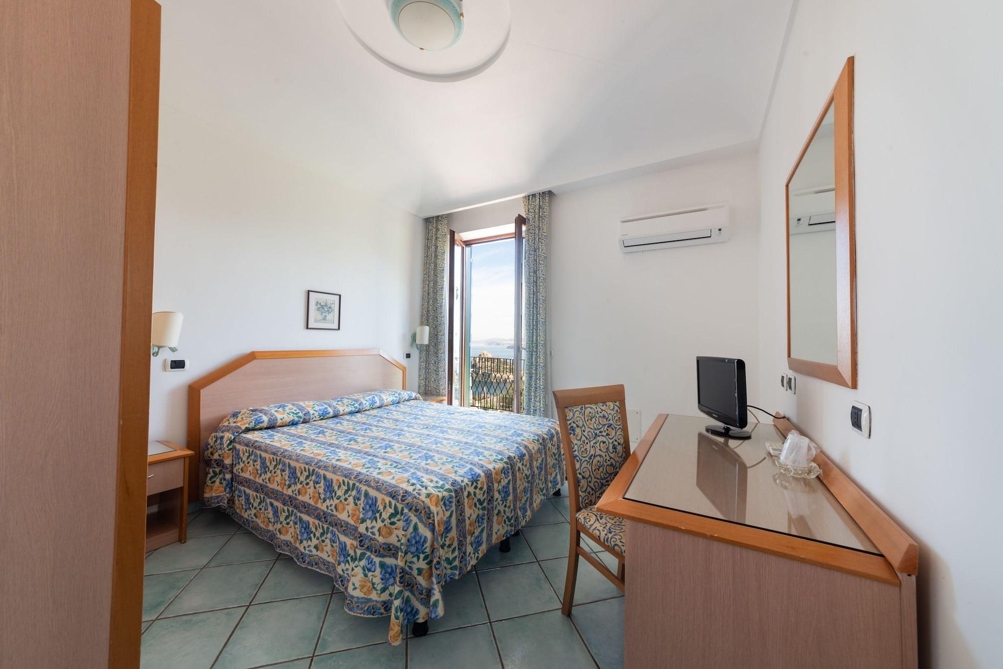La Capannina - Hotel & Apartments Искья Экстерьер фото