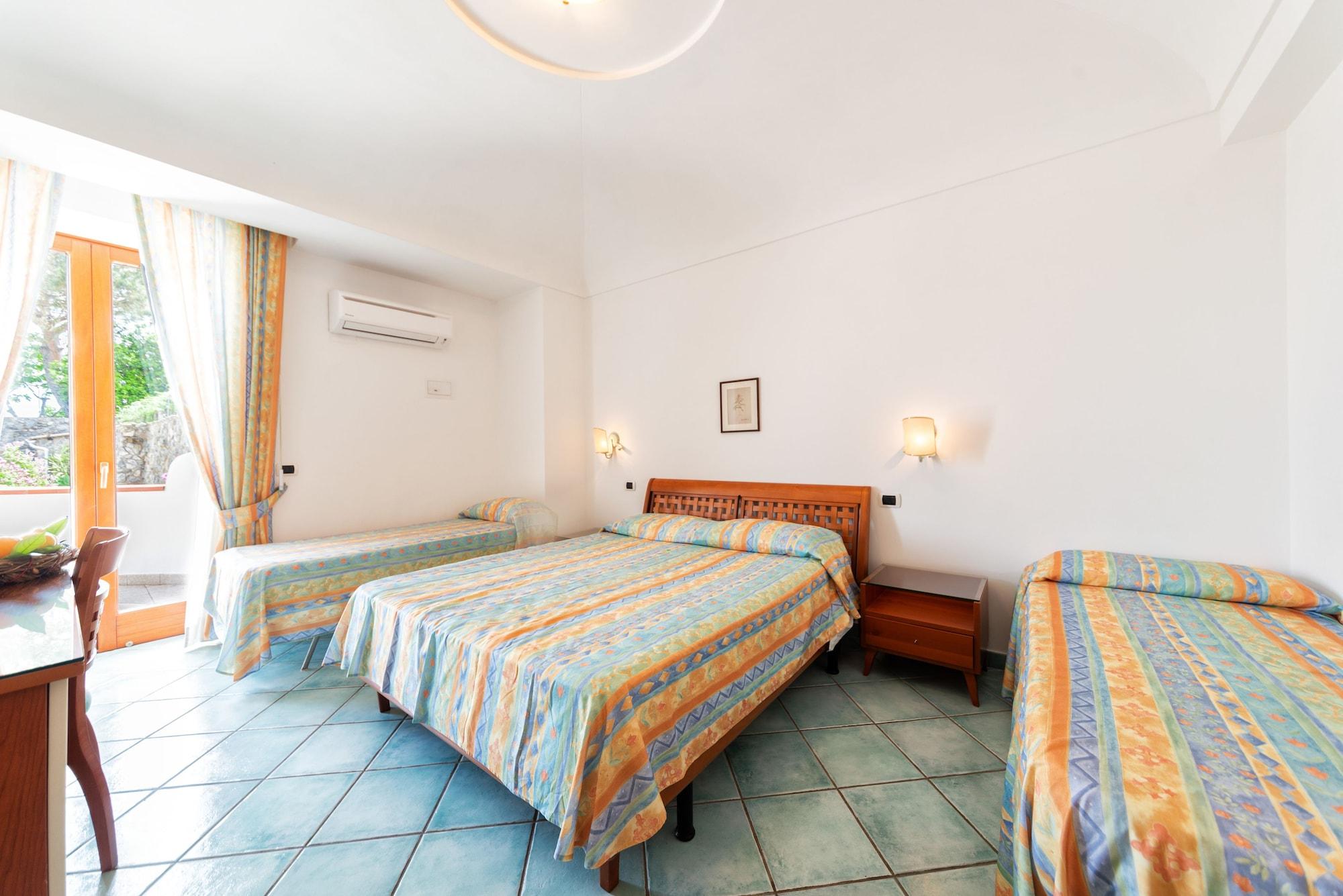 La Capannina - Hotel & Apartments Искья Экстерьер фото